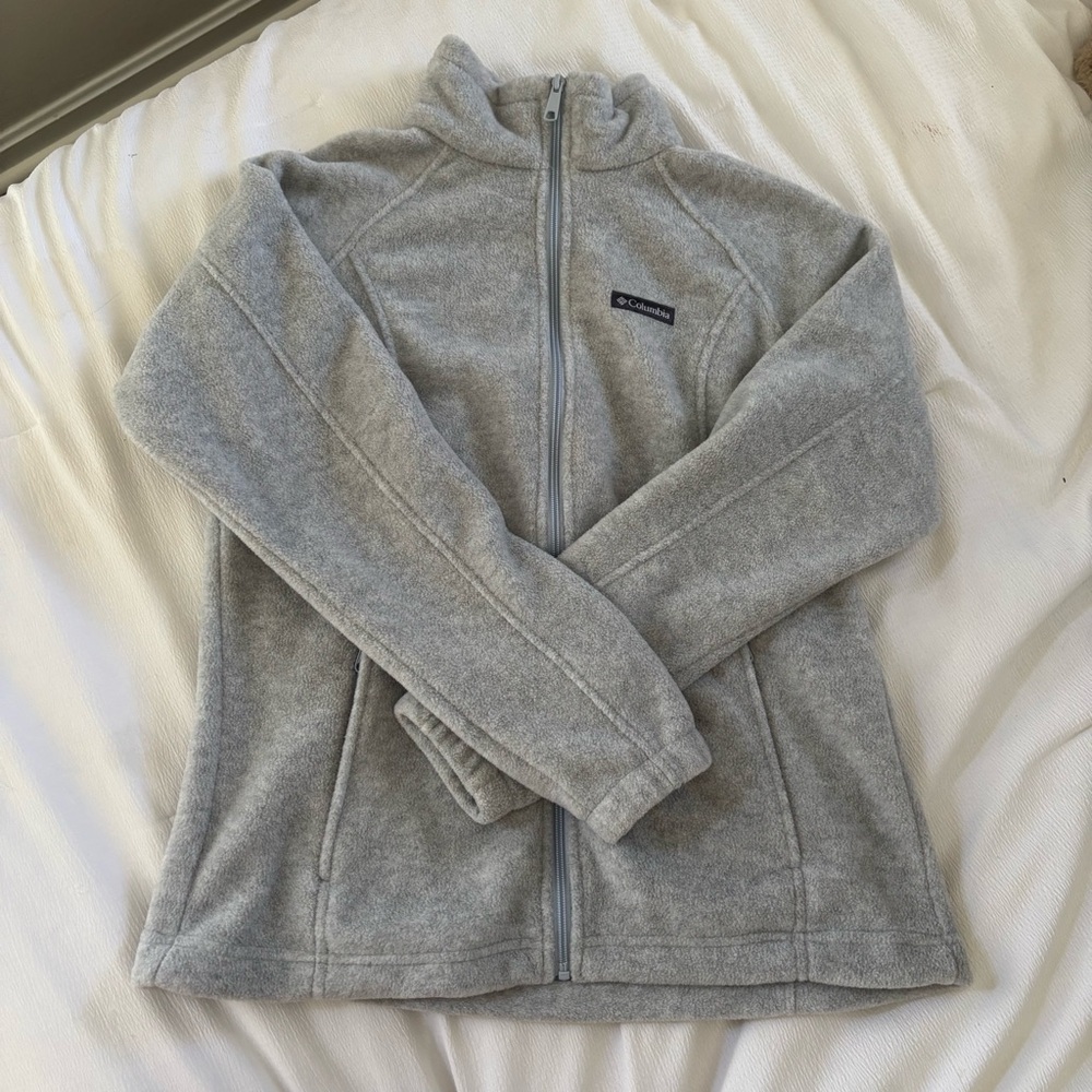 Columbia Light Gray Fleece Jacket